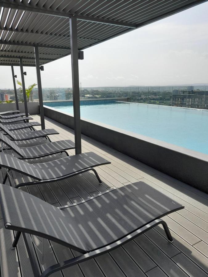 The Lennox D-Plus Apartments Accra Buitenkant foto