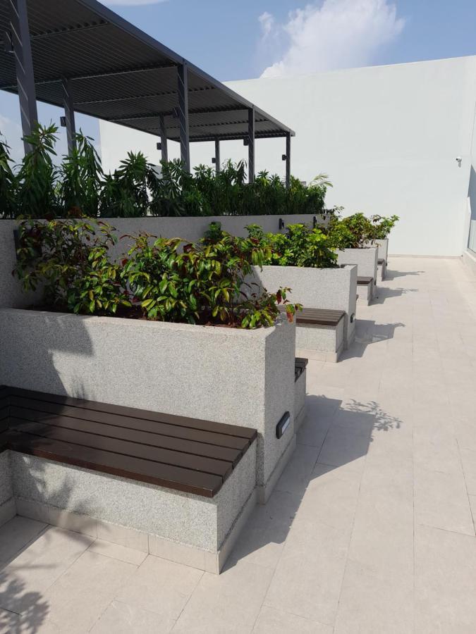 The Lennox D-Plus Apartments Accra Buitenkant foto